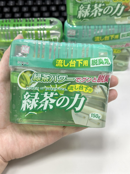 Hộp khử mùi ngăn tủ bếp hương trà xanh Kokubo 150gr
