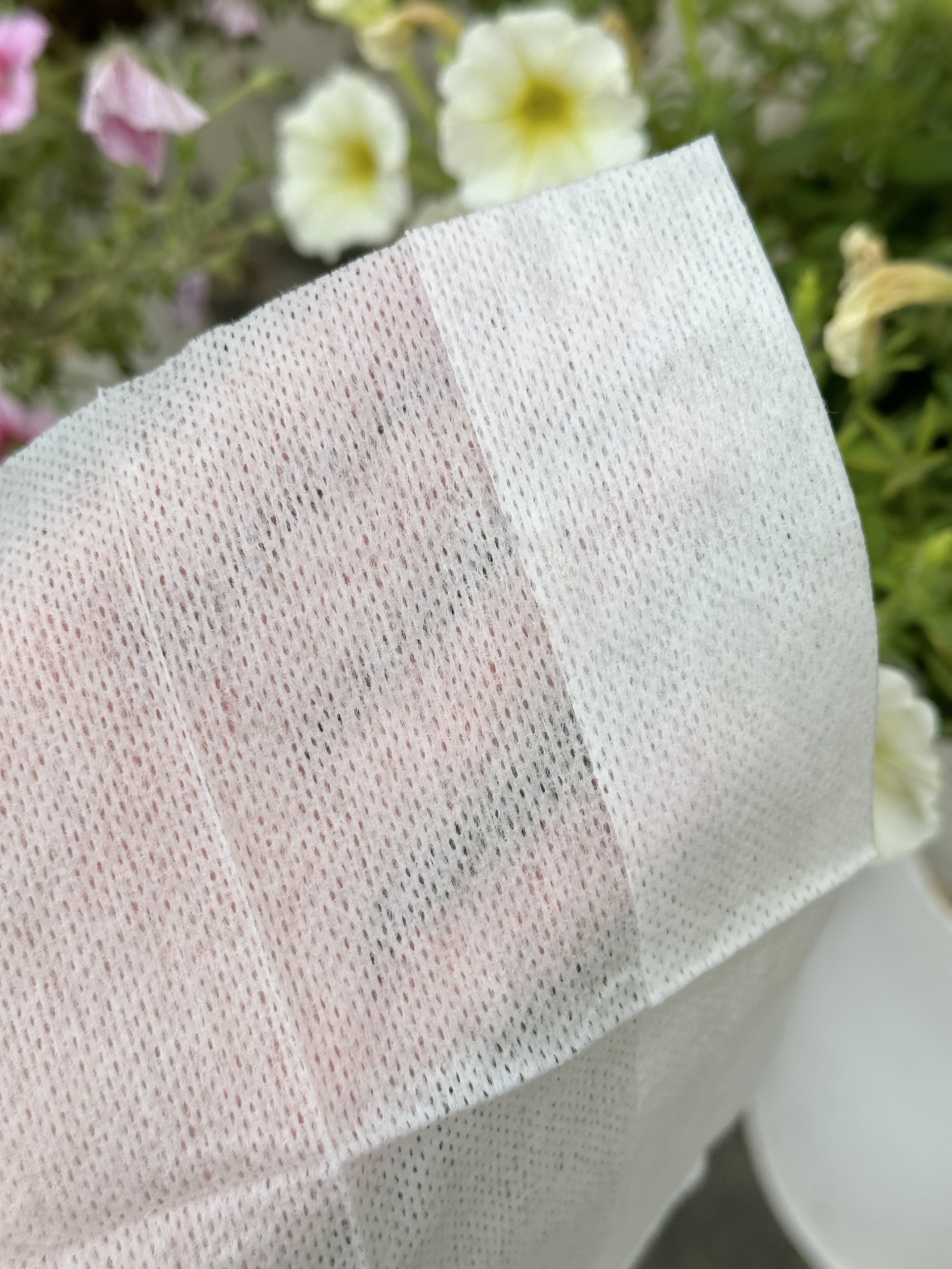 Gói 20 khăn giấy ướt dưỡng ẩm hương hoa hồng Kyowa