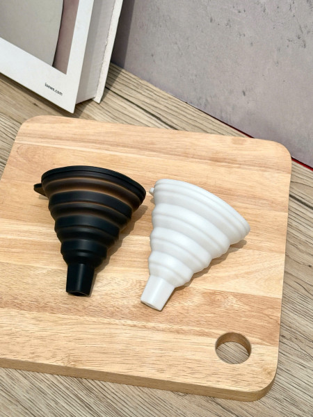 Phễu silicon có thể gấp gọn 