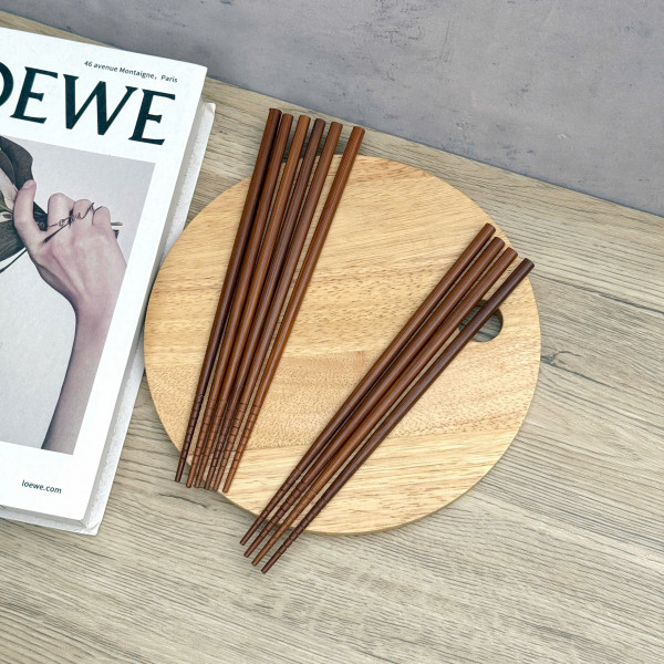 Set 5 đôi đũa tre màu nâu đậm Hayashi