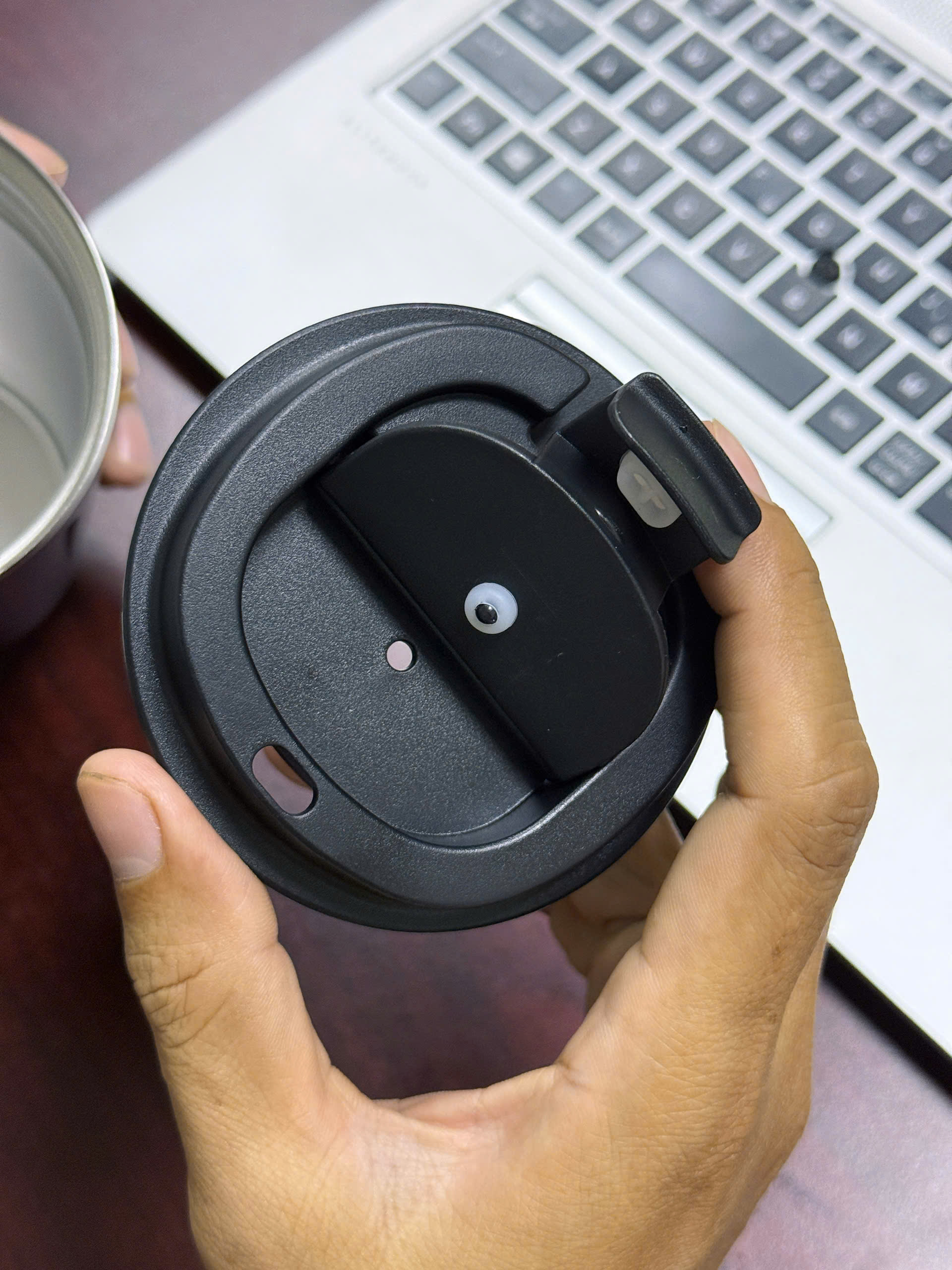 Cốc giữ nhiệt inox 304 nắp bật chống tràn Coco Café Kakusee 400ml