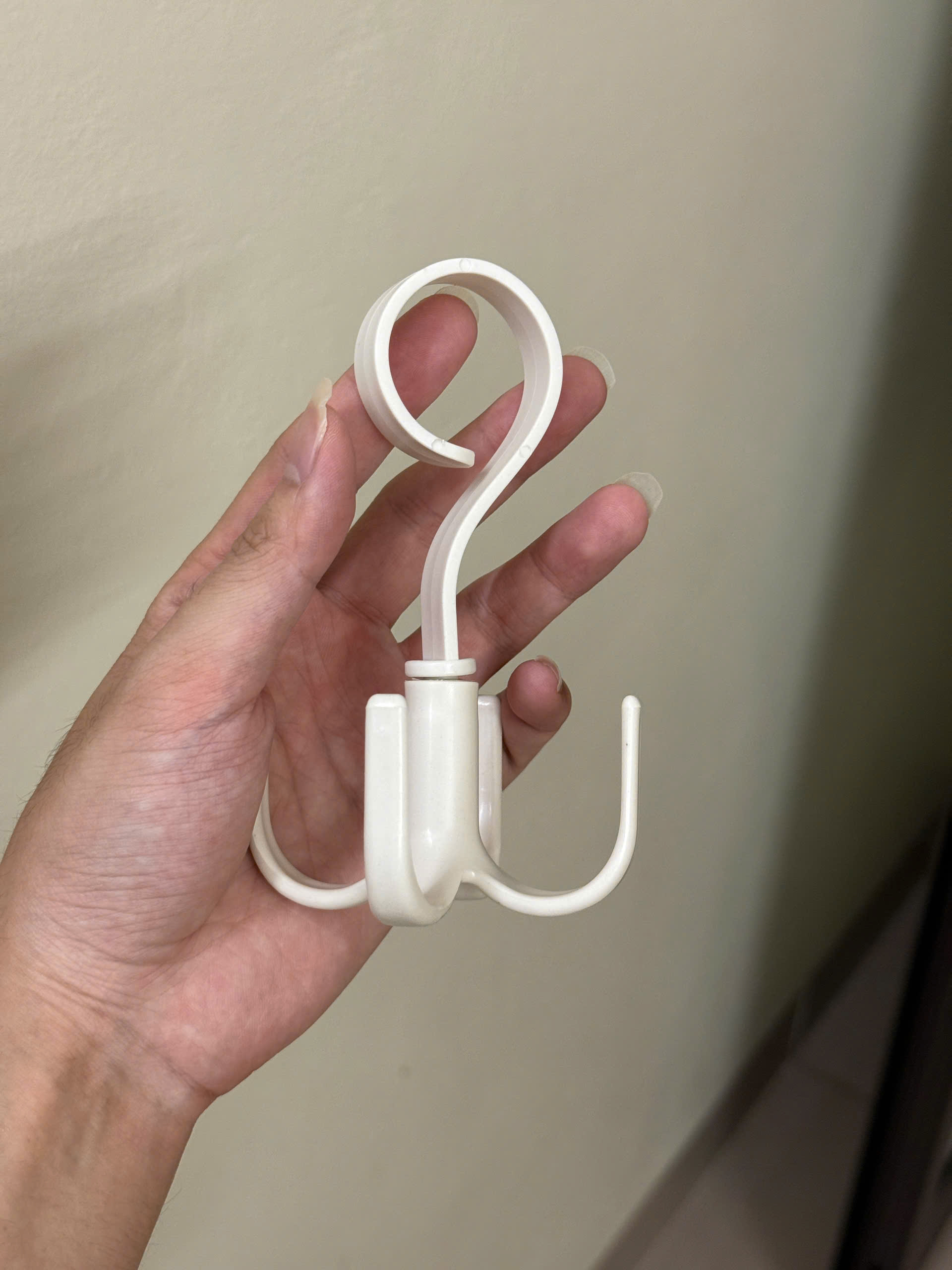 Móc treo đồ tiện lợi xoay 360 độ Seiwa Pro - loại 4 móc