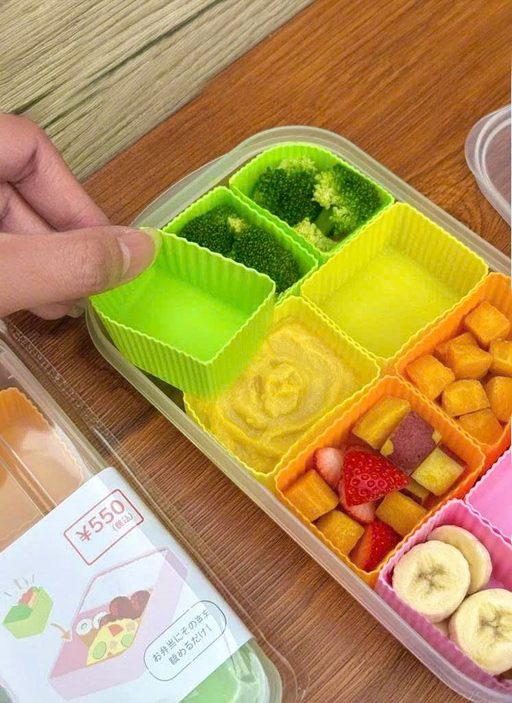 Khay trữ đồ ăn dặm chia 10 ngăn silicon cho bé (có thể tách rời)