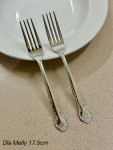 Set 2 dĩa inox cỡ trung Melly 17,5cm (Made in Japan)